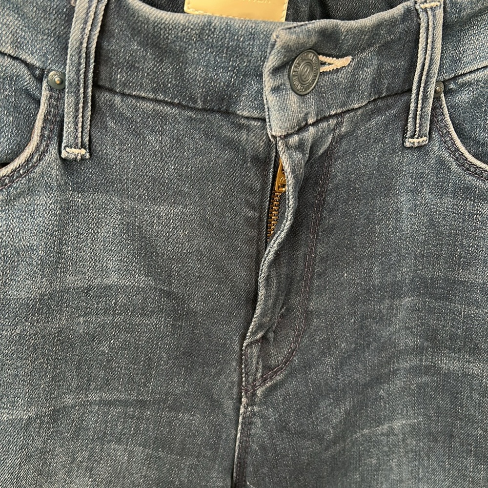 MOTHER The Looker Ankle Fray Repeating Love Wash Size 4 - Picture 6 of 11